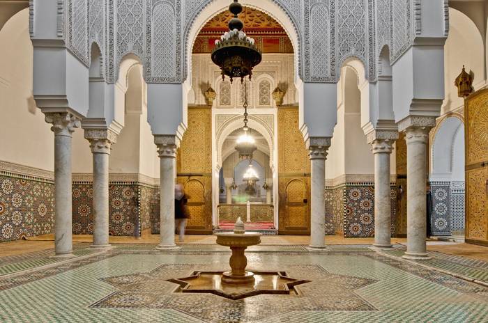 L'interno decorato del mausoleo di Moulay Ismail