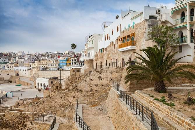 La medina di Tangeri affacciata sul mare