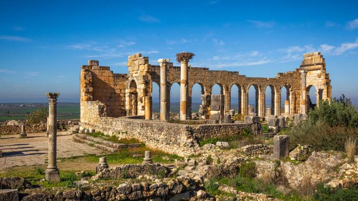 Le rovine romane di Volubilis con la basilica